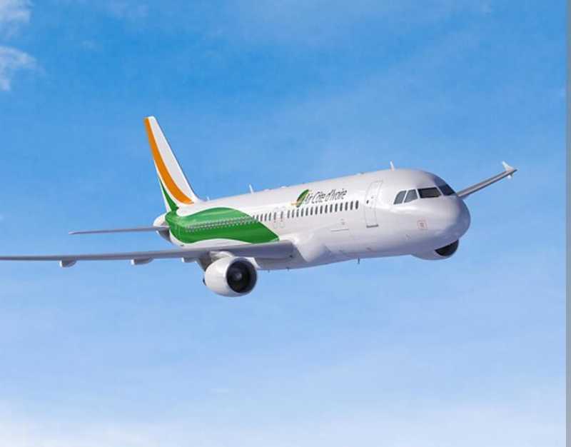 personne parlant au téléphone